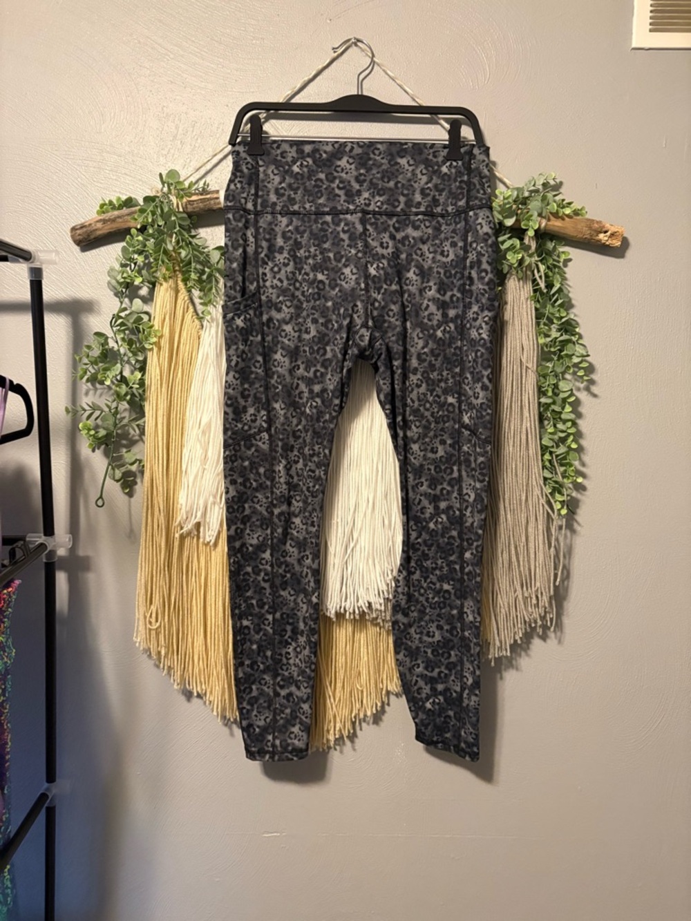E Gray Black Leopard-Print PureLux High-Rise Leggings